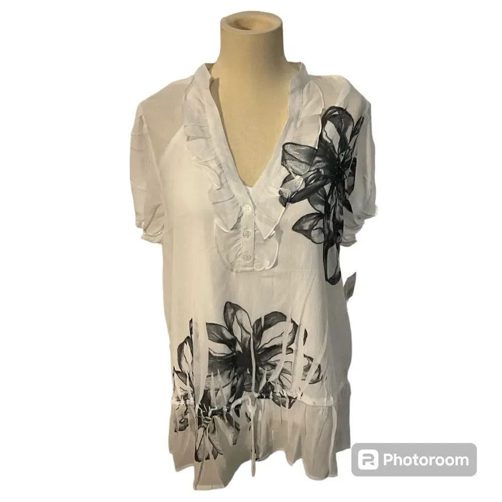 AB Studio sheer white blouse. NWT Large